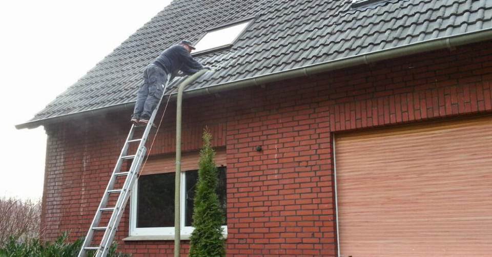 Wände dämmen am Altbau durch Ausblasen des zweischaligen Mauerwerks in Rehburg-Loccum